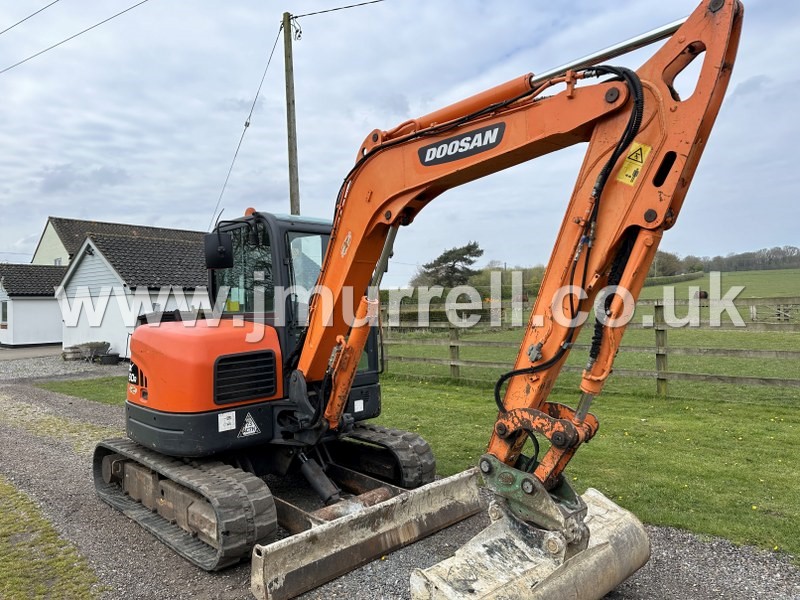 Doosan DX60R Rubber Tracked Excavator For Sale