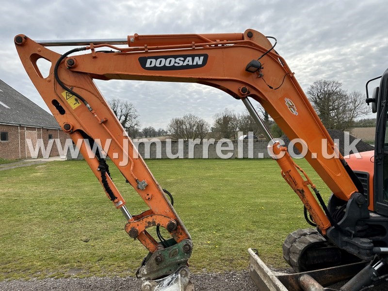 Doosan DX60R Rubber Tracked Excavator For Sale