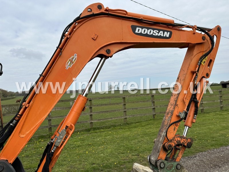 Doosan DX60R Rubber Tracked Excavator For Sale