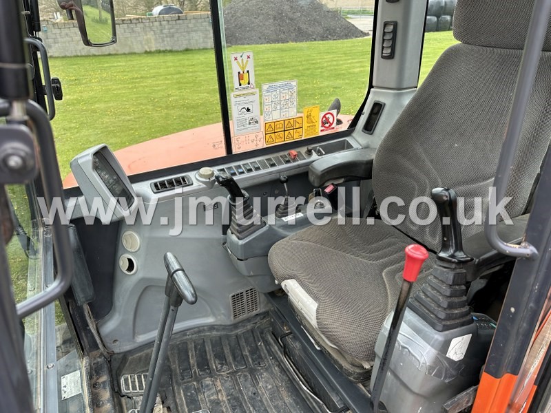 Doosan DX60R Rubber Tracked Excavator For Sale