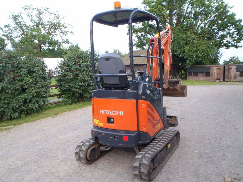 Hitachi Zaxis 17U Mini Digger For Sale