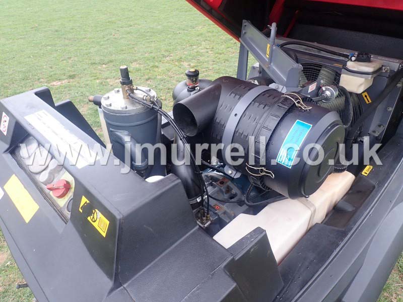 Atlas Copco XAS67 Fast tow road compressor for sale