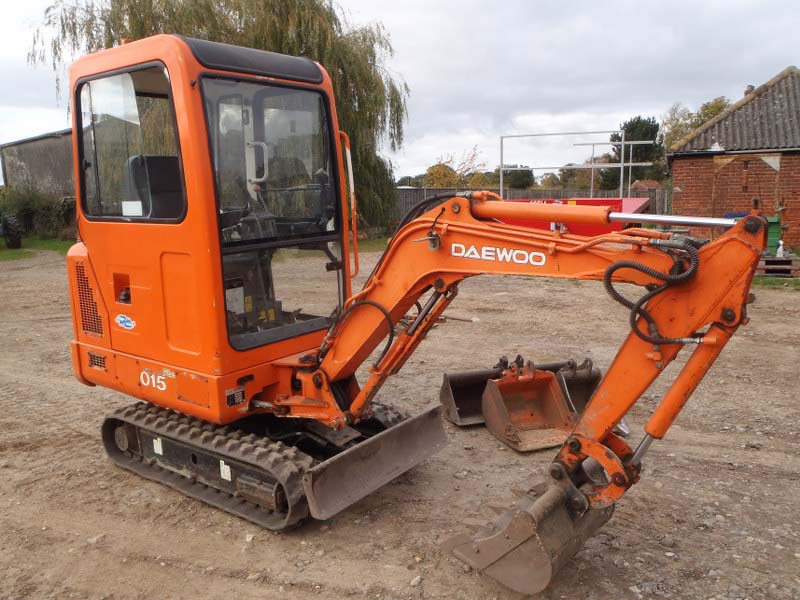 Daewoo 015 Solar Plus mini digger for sale