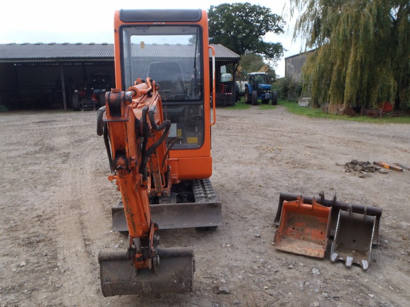 Daewoo 015 Solar Plus mini digger for sale