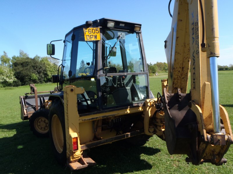 Ford 655C wheeled backhoe digger for sale