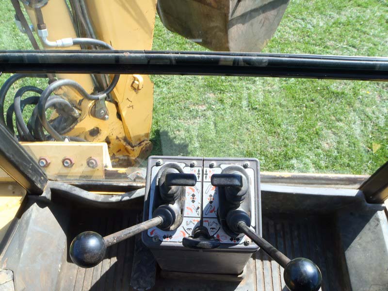 Ford 655C wheeled backhoe digger for sale