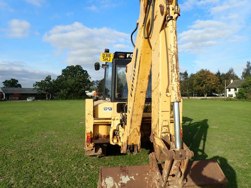 Ford 655 Special wheeled digger for sale