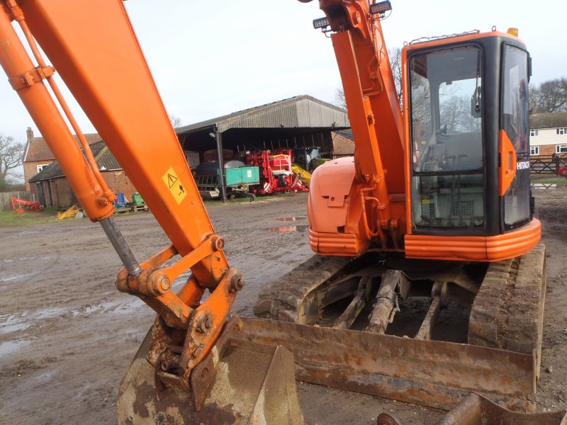 Hitachi EX75UR Excavator for sale