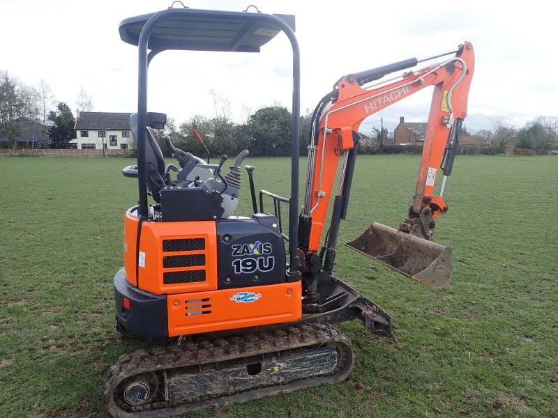 Hitachi Zaxis ZX19U-5A Excavator For sale 