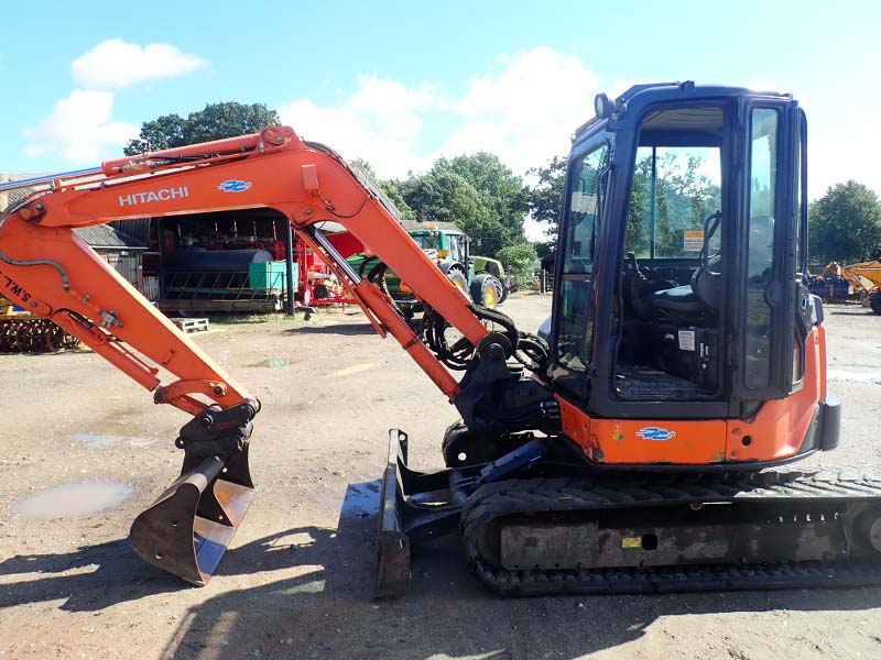 Hitachi ZX50U-2 CLR Compact Mini Excavator Digger For Sale