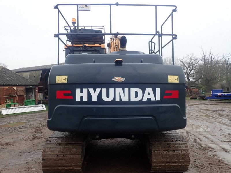 Hyundai HX140L Excavator for sale