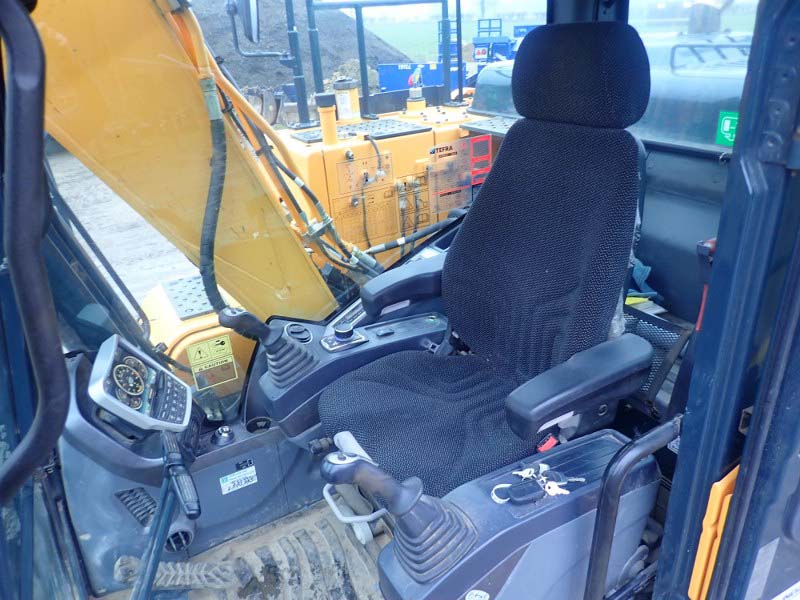 Hyundai HX140L Excavator for sale