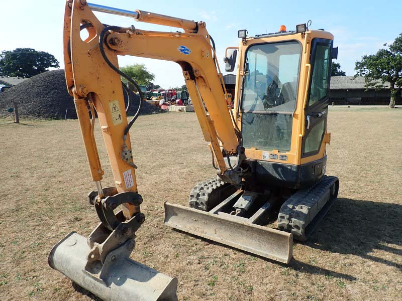 Hyundai Robex 27Z-9 Compact Excavator For Sale