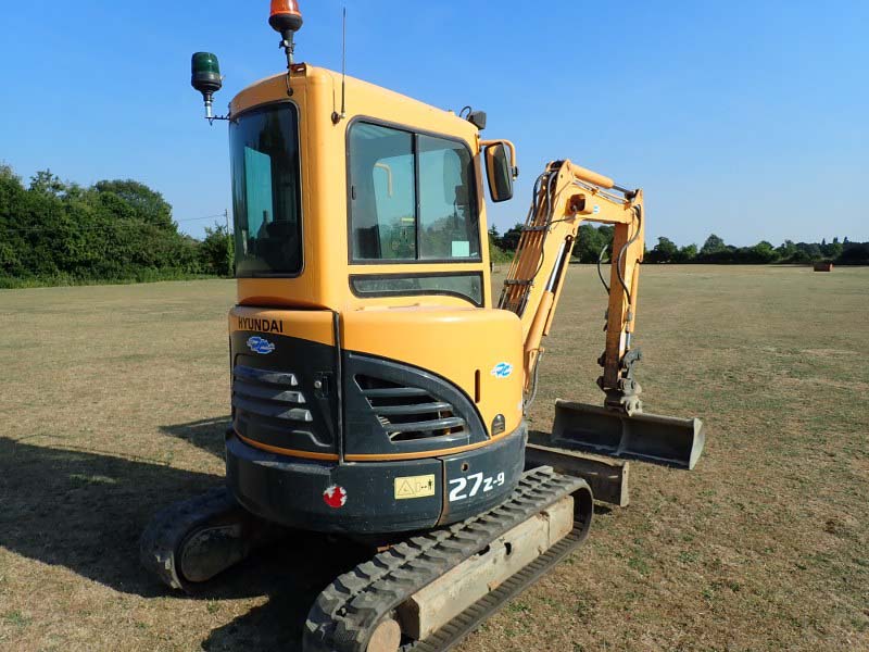 Hyundai Robex 27Z-9 Compact Excavator For Sale