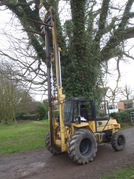 JCB 926 Rough Terrain Forklift For Sale