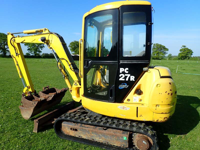 Komatsu PC 27R-8 Utility Excavator for sale