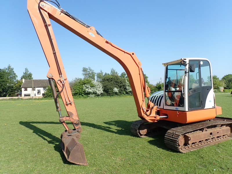 Schaeff HR32 9 Tonne Long reach excavator for sale