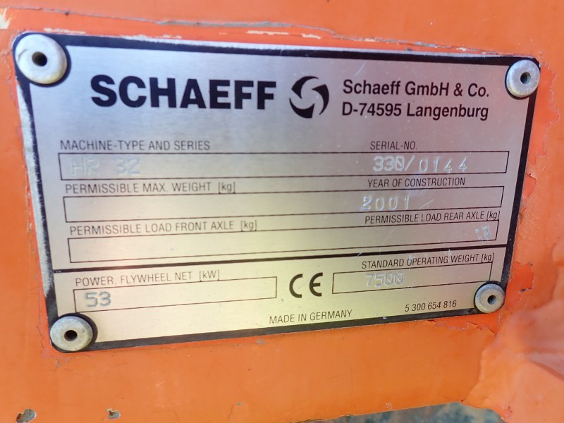 Schaeff HR32 9 Tonne Long reach excavator for sale