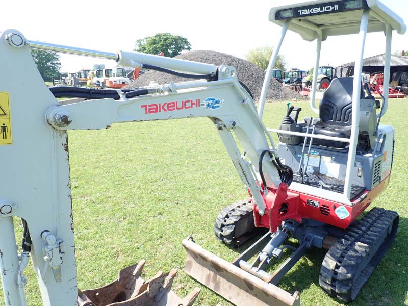 Takeuchi TB016 Mini Digger For sale