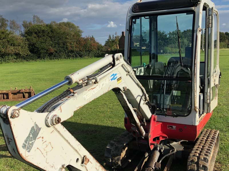 Takeuchi TB016 Compact mini digger for sale