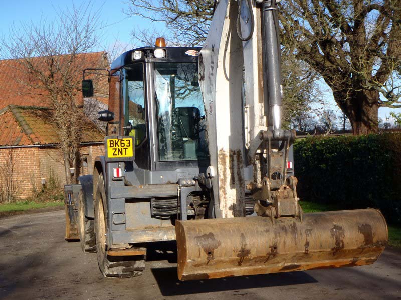 Terex TLB890SM Back hoe loader for sale