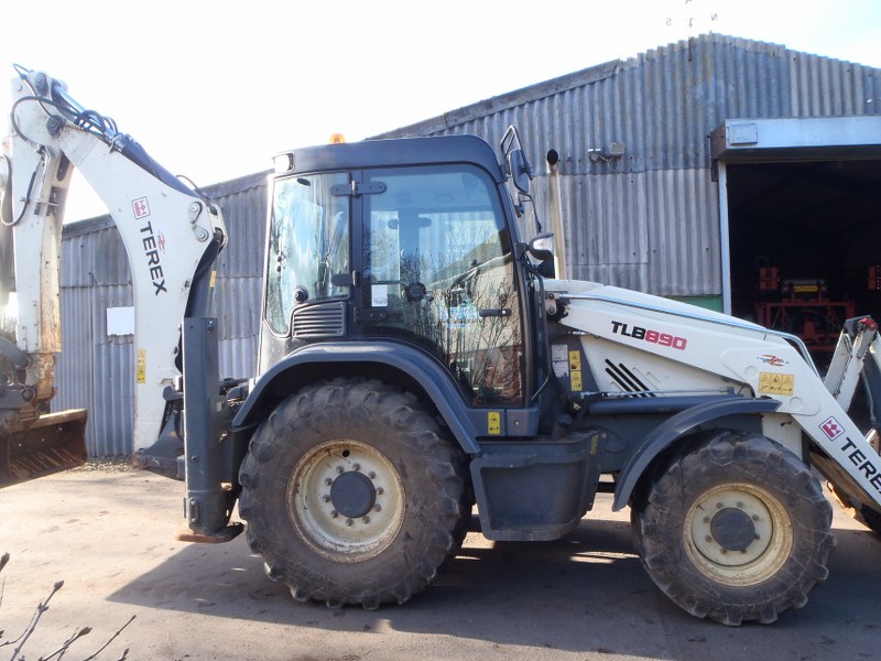 Terex TLB890SM Back hoe loader for sale