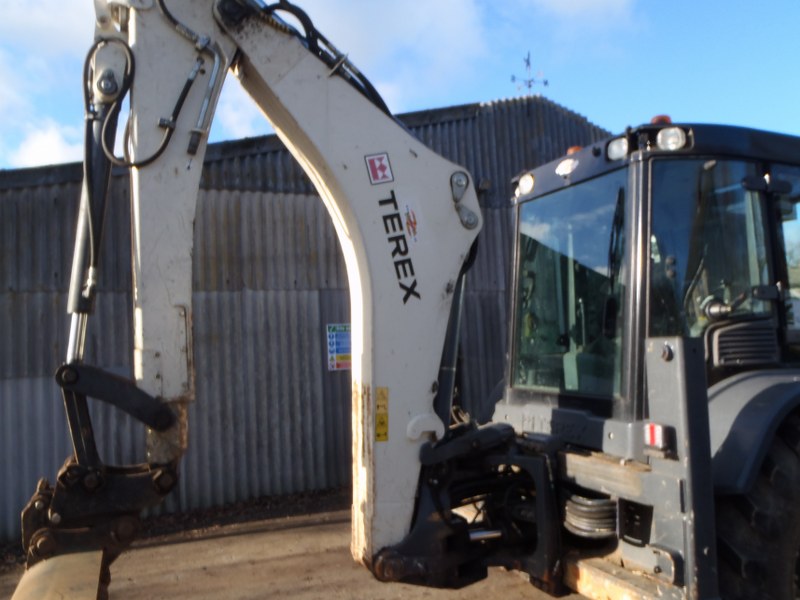 Terex TLB890SM Back hoe loader for sale