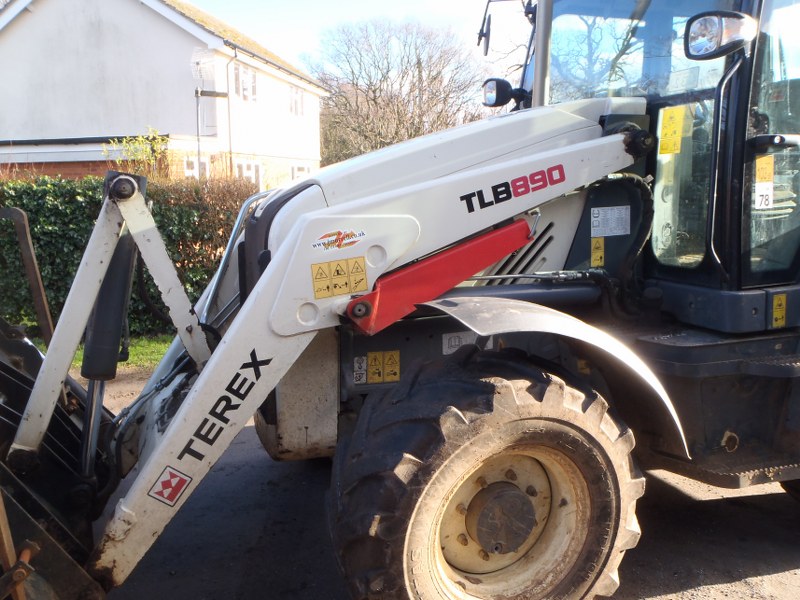 Terex TLB890SM Back hoe loader for sale