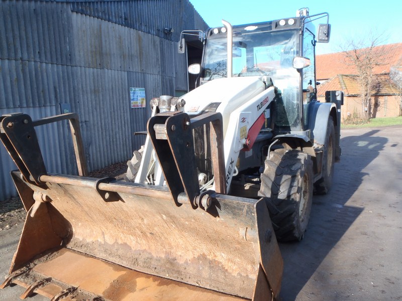 Terex TLB890SM Back hoe loader for sale