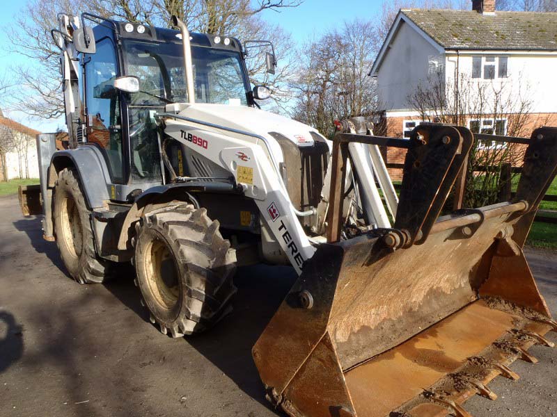 Terex TLB890SM Back hoe loader for sale