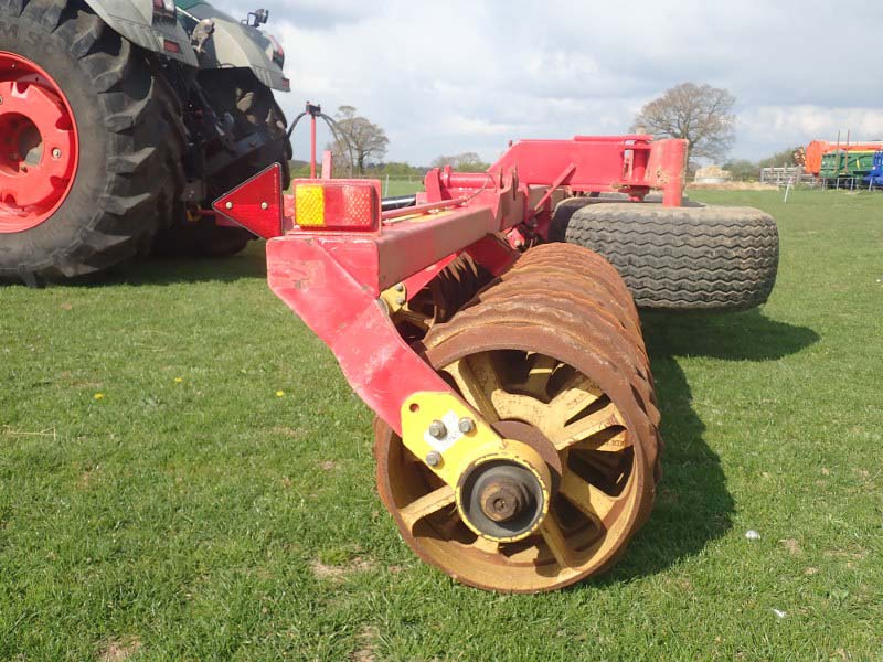 Vaderstad Rexius HD 10.2 meter Cambridge rolls for sale