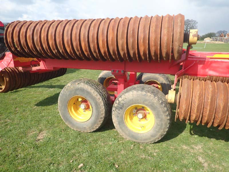 Vaderstad Rexius HD 10.2 meter Cambridge rolls for sale