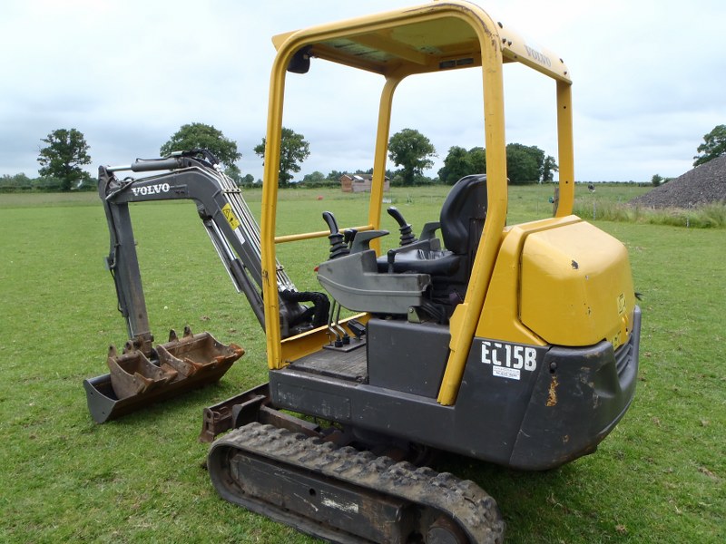 Volvo EC15BXTU Mini Digger